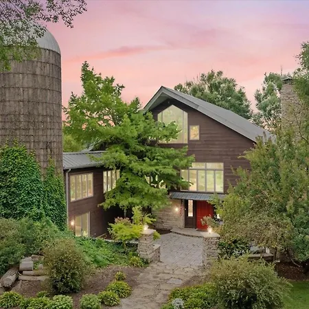 The Gc Barn - Town And Country Escape Villa